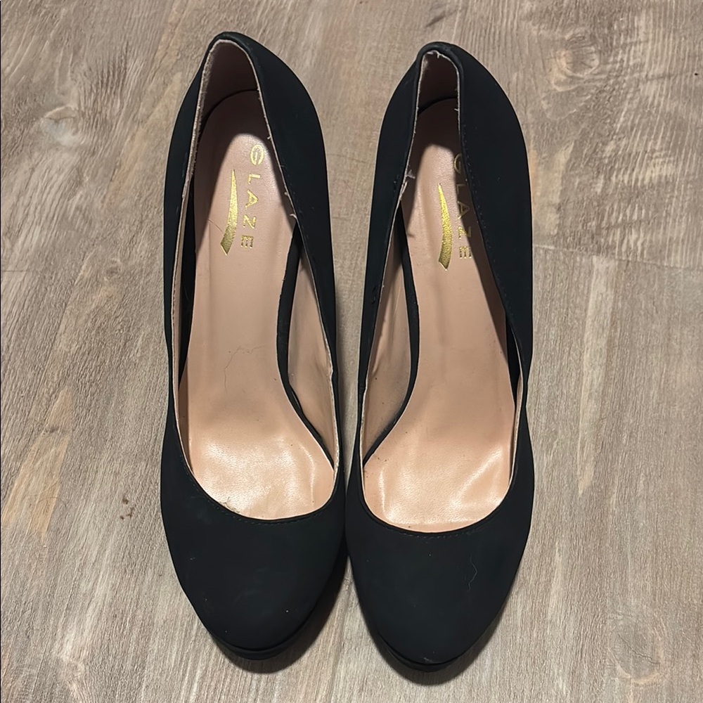 Glaze Black Women's Pumps